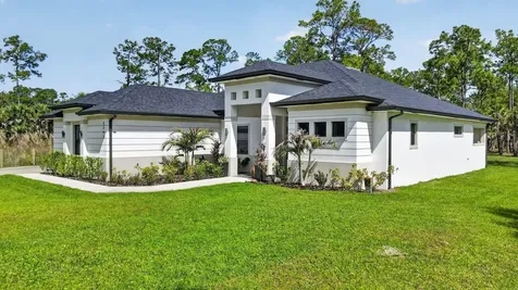 3263 SE 40th Avenue Avenue SE Naples FL 34117
