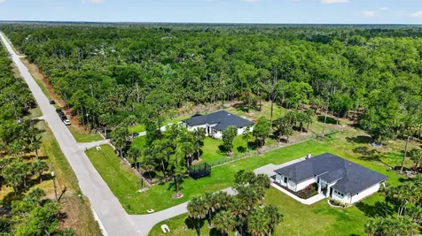 3263 SE 40th Avenue Avenue SE Naples FL 34117