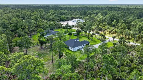 3263 SE 40th Avenue Avenue SE Naples FL 34117