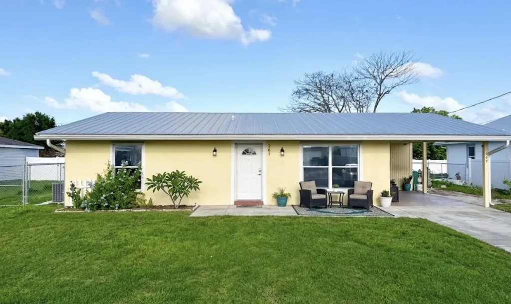 267 NW Biltmore Street Port St Lucie FL 34983