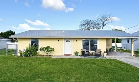 267 NW Biltmore Street Port St Lucie FL 34983