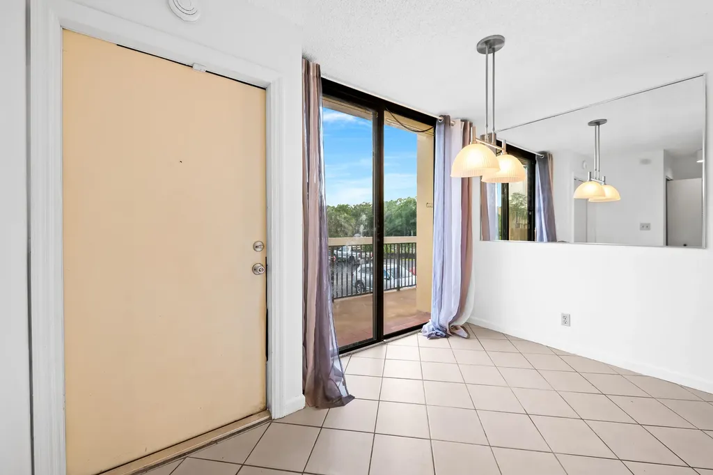 2811 SW 87th Terrace Davie FL 33328