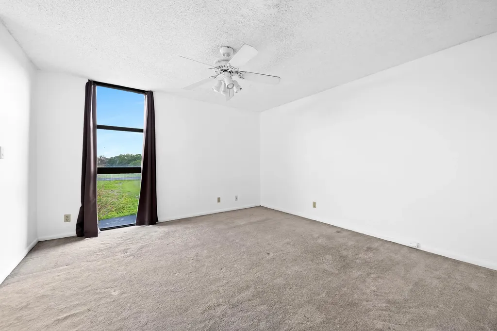 2811 SW 87th Terrace Davie FL 33328