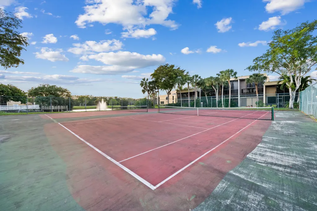 2811 SW 87th Terrace Davie FL 33328