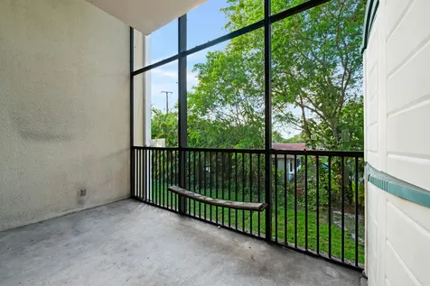 2811 SW 87th Terrace Davie FL 33328