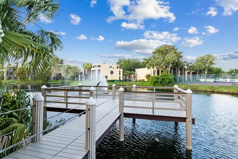 2811 SW 87th Terrace Davie FL 33328