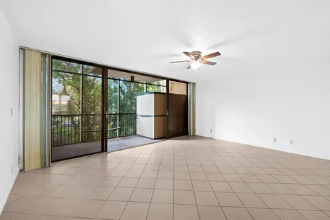 2811 SW 87th Terrace Davie FL 33328
