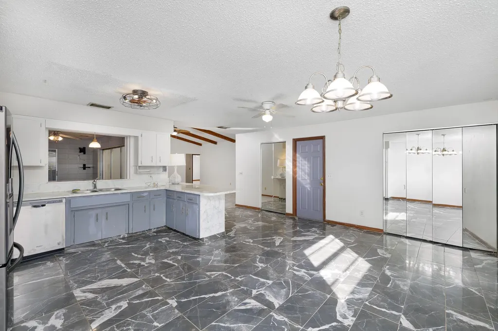 4262 S Centennial Avenue Homosassa FL 34446