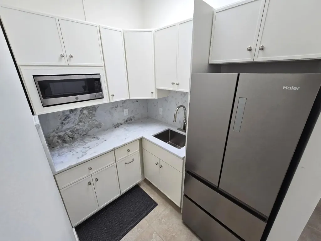 11947 NW 37th Street Coral Springs FL 33065
