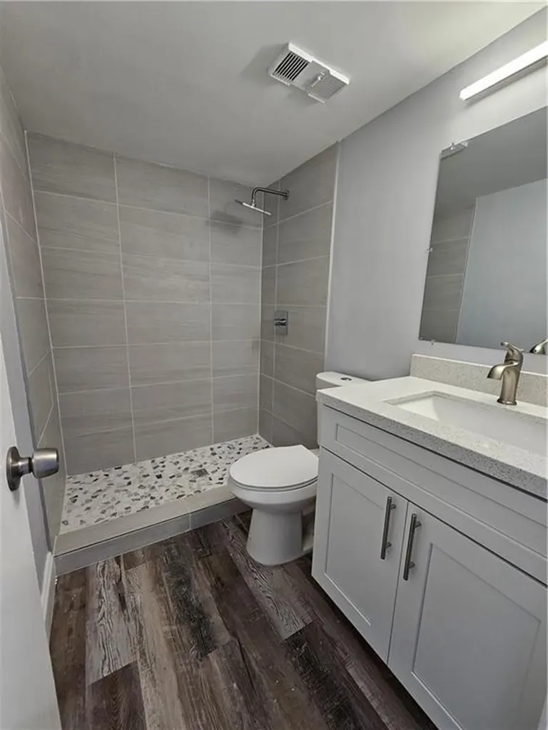 9862 Nob Hill Court Sunrise FL 33351