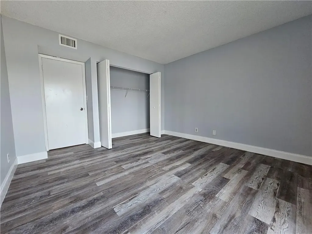 9862 Nob Hill Court Sunrise FL 33351