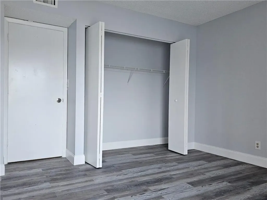 9862 Nob Hill Court Sunrise FL 33351