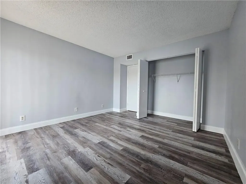 9862 Nob Hill Court Sunrise FL 33351