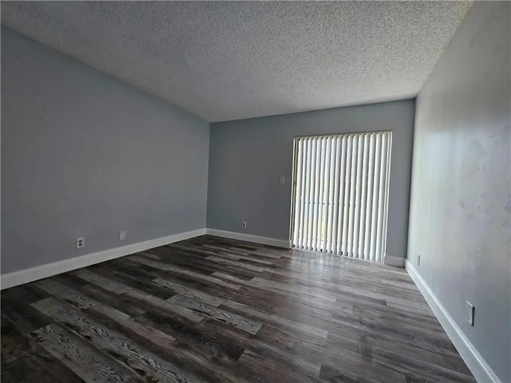9862 Nob Hill Court Sunrise FL 33351