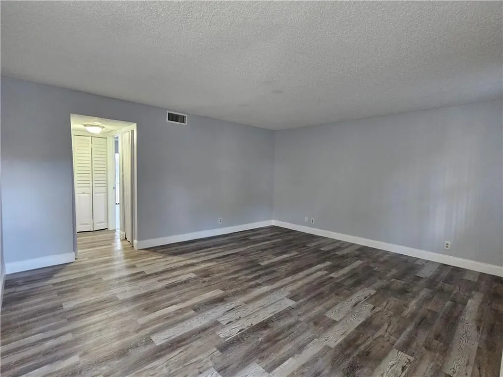 9862 Nob Hill Court Sunrise FL 33351
