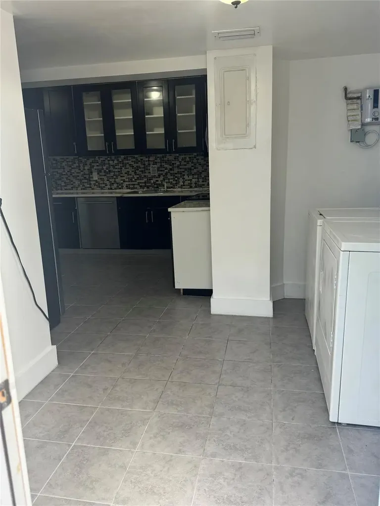 3120 SW 12th Place Fort Lauderdale FL 33312