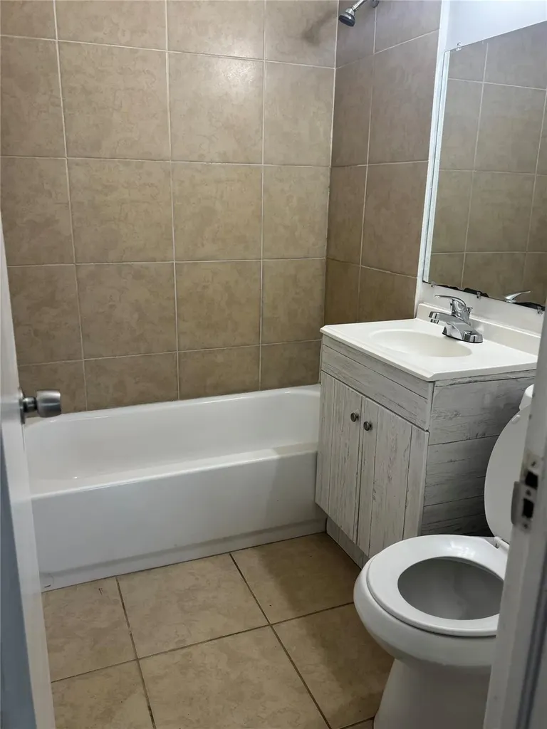 3120 SW 12th Place Fort Lauderdale FL 33312