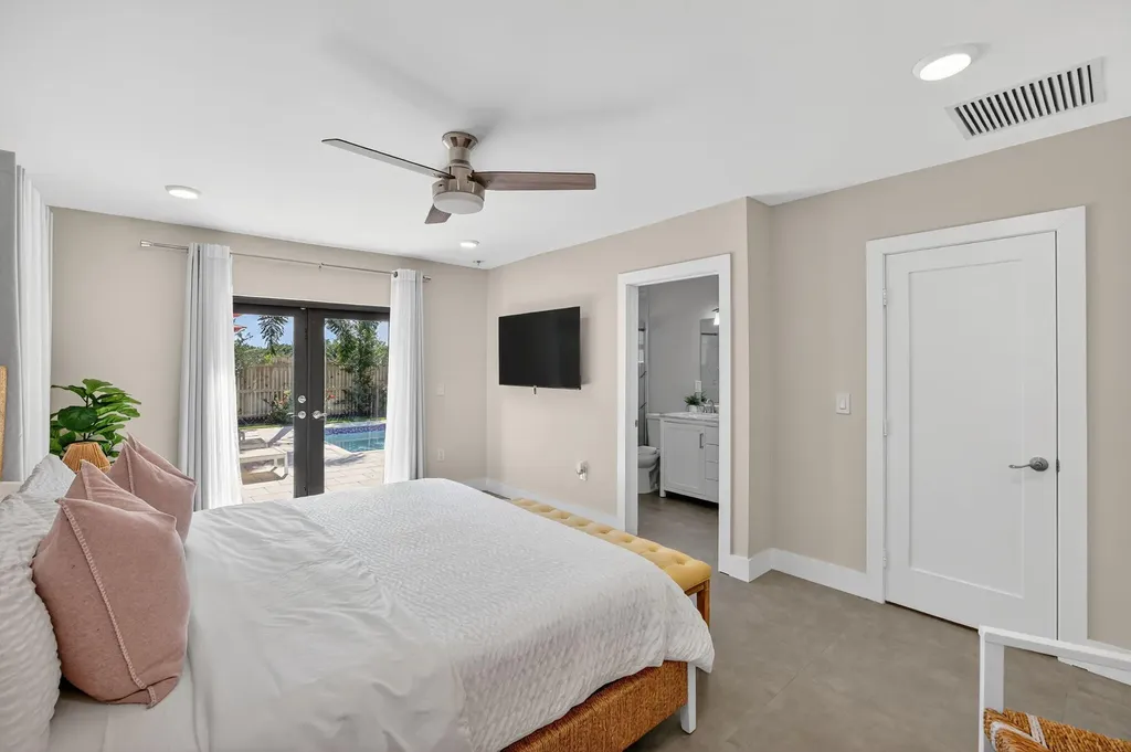 254 NE 20th Street Delray Beach FL 33444