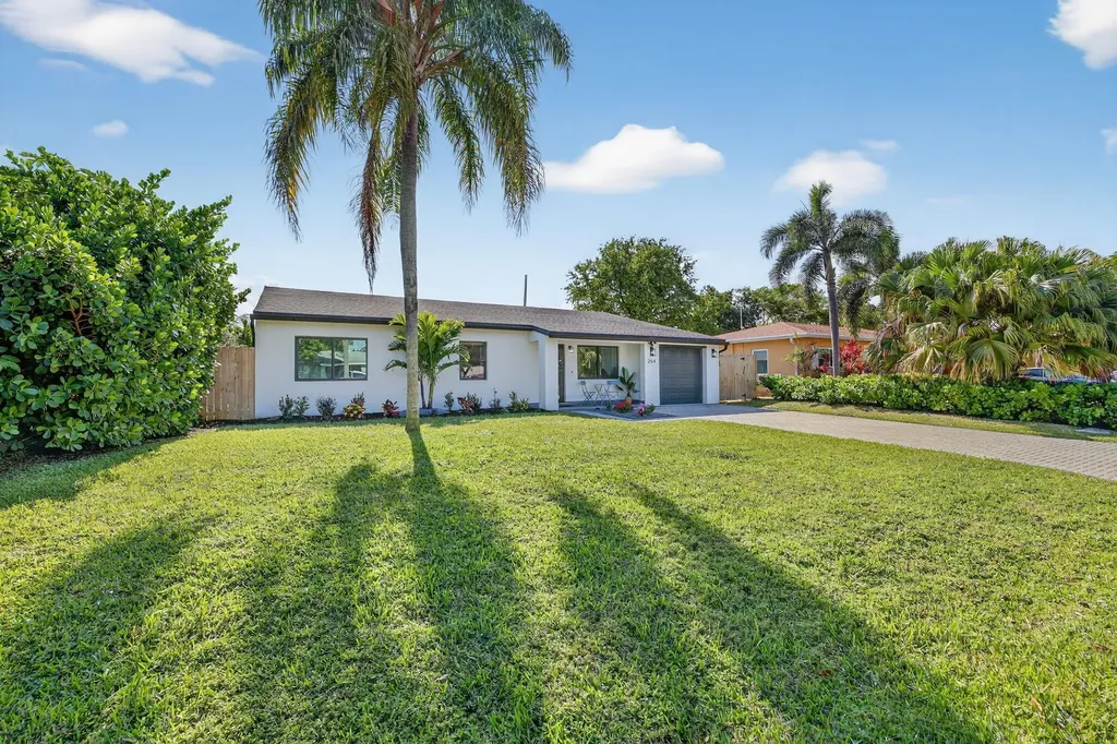 254 NE 20th Street Delray Beach FL 33444