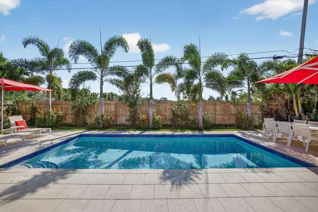 254 NE 20th Street Delray Beach FL 33444