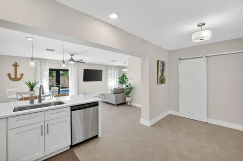 254 NE 20th Street Delray Beach FL 33444