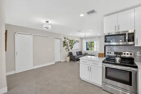 254 NE 20th Street Delray Beach FL 33444