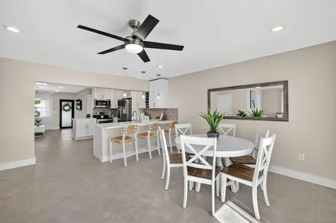 254 NE 20th Street Delray Beach FL 33444
