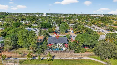 254 NE 20th Street Delray Beach FL 33444