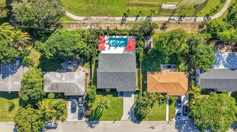 254 NE 20th Street Delray Beach FL 33444