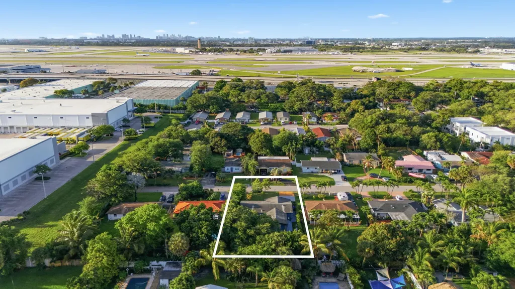 1431 SW 32nd Court Fort Lauderdale FL 33315