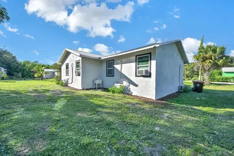 6385 86th Place Vero Beach FL 32958