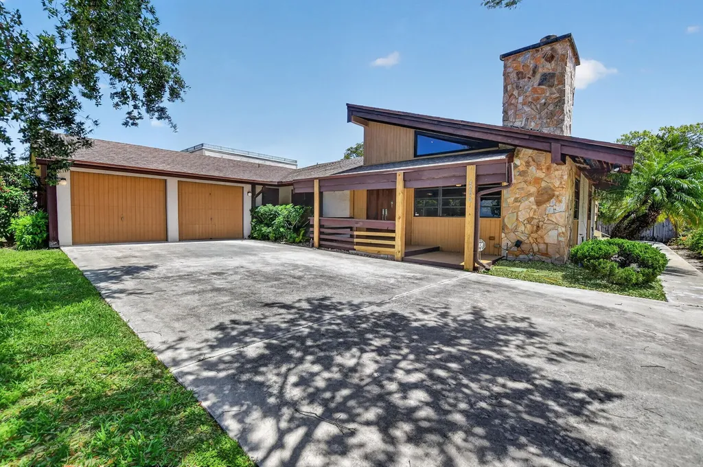 4200 NW 4th Avenue Boca Raton FL 33431