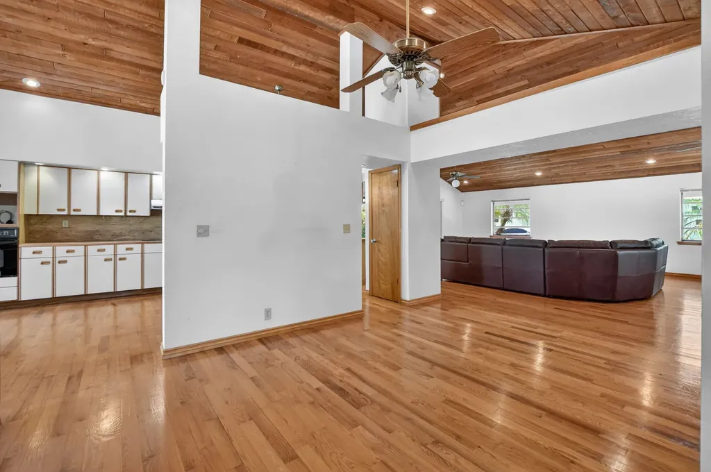 4200 NW 4th Avenue Boca Raton FL 33431