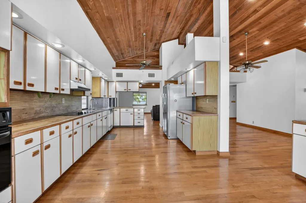 4200 NW 4th Avenue Boca Raton FL 33431