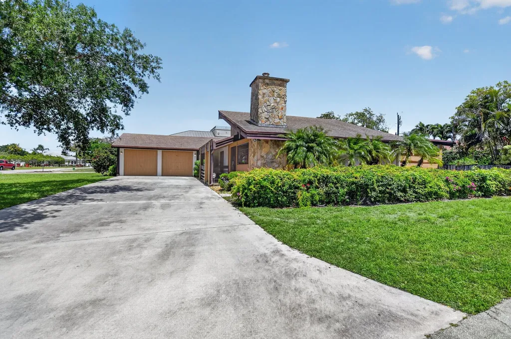 4200 NW 4th Avenue Boca Raton FL 33431