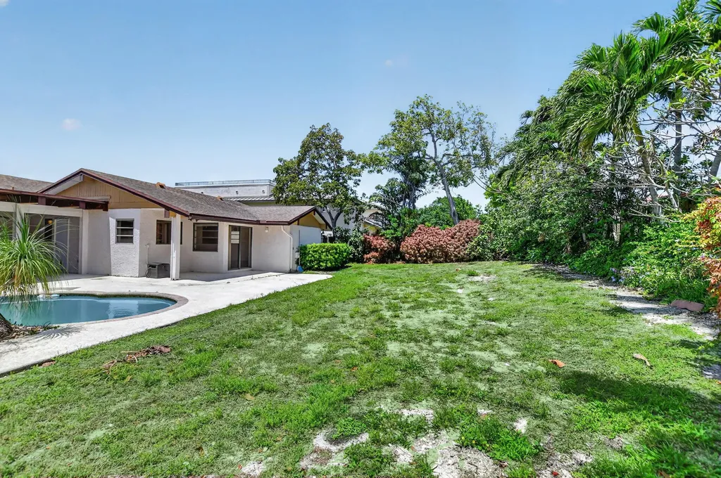 4200 NW 4th Avenue Boca Raton FL 33431