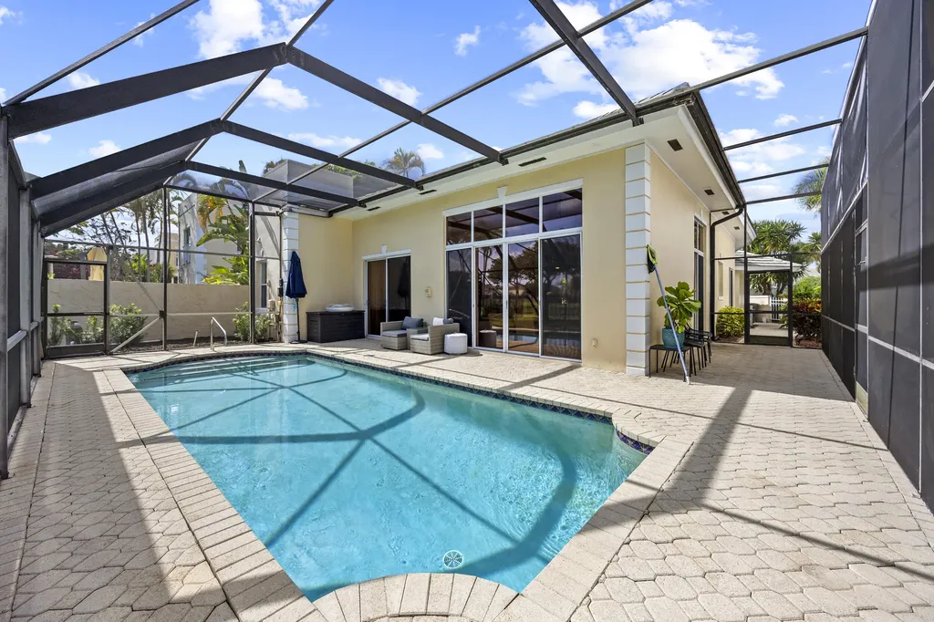 7780 Travelers Tree Drive Boca Raton FL 33433
