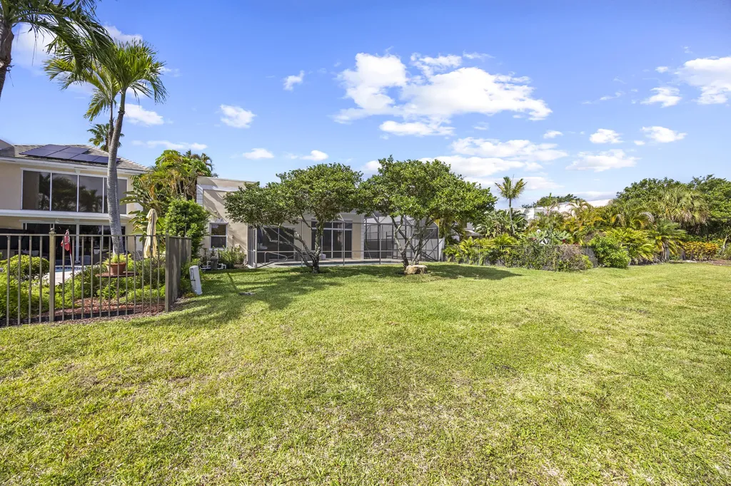 7780 Travelers Tree Drive Boca Raton FL 33433