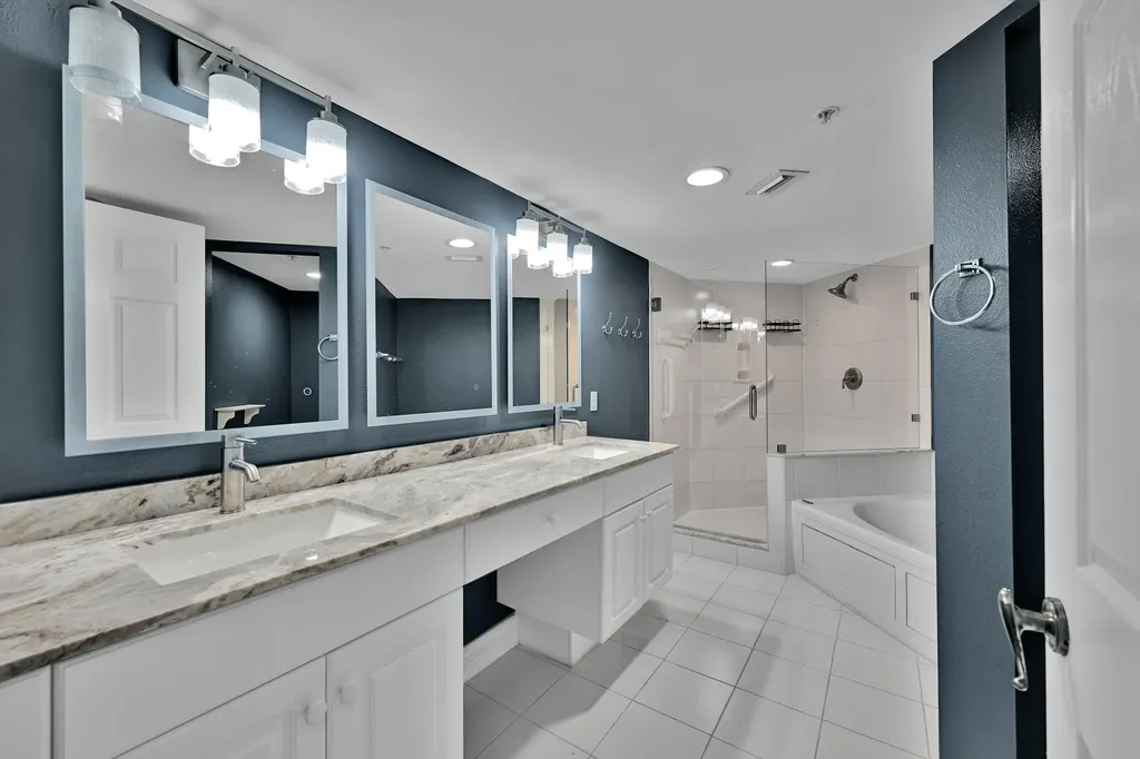 2880 NE 14th Street Causeway Pompano Beach FL 33062
