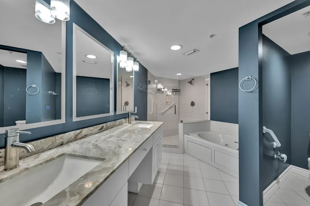 2880 NE 14th Street Causeway Pompano Beach FL 33062