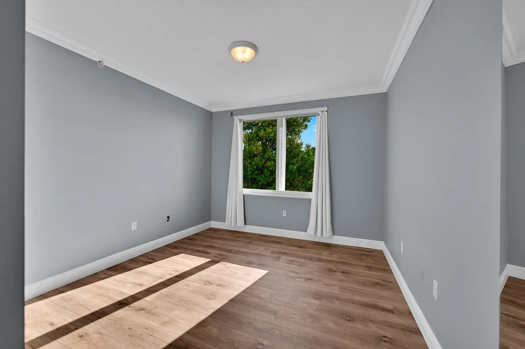 2880 NE 14th Street Causeway Pompano Beach FL 33062