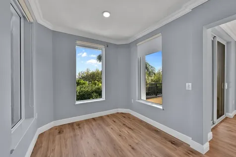 2880 NE 14th Street Causeway Pompano Beach FL 33062