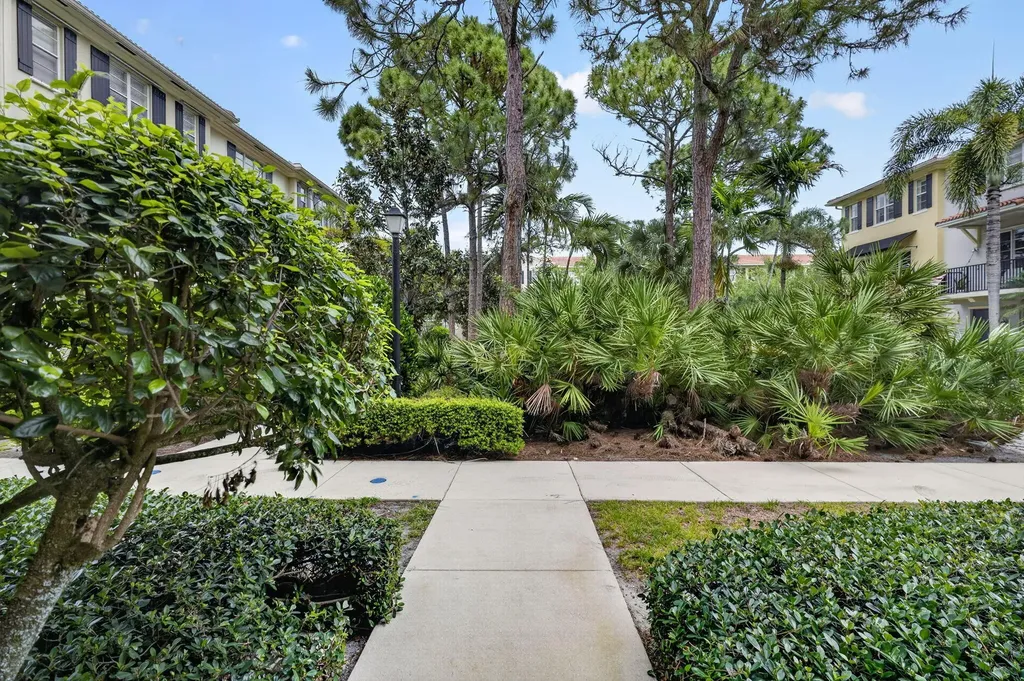 150 Cat Rock Lane Jupiter FL 33458