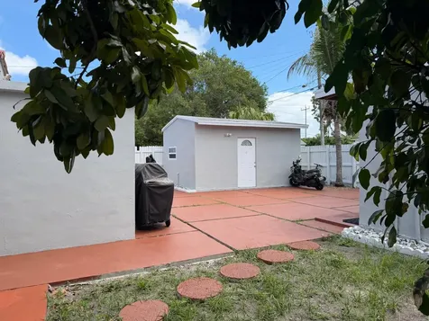 1674 NE 169th Street North Miami Beach FL 33162