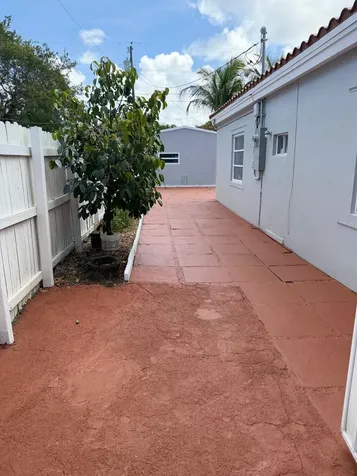 1674 NE 169th Street North Miami Beach FL 33162
