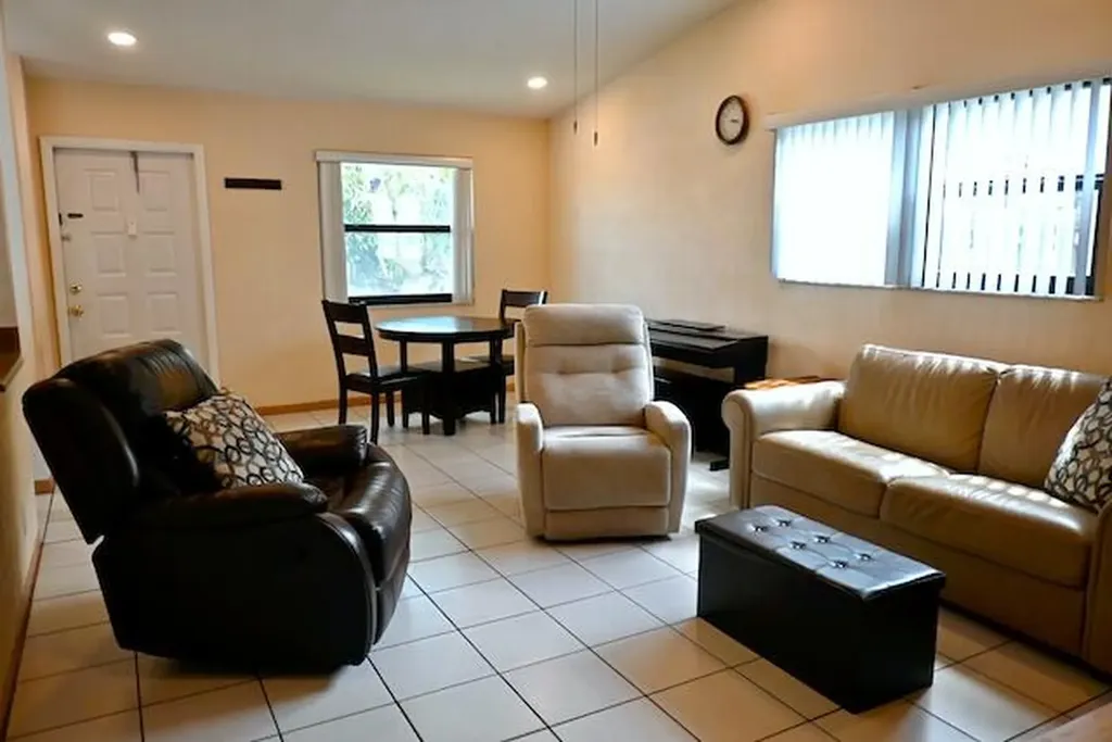 10551 Country Club Terrace Boca Raton FL 33428