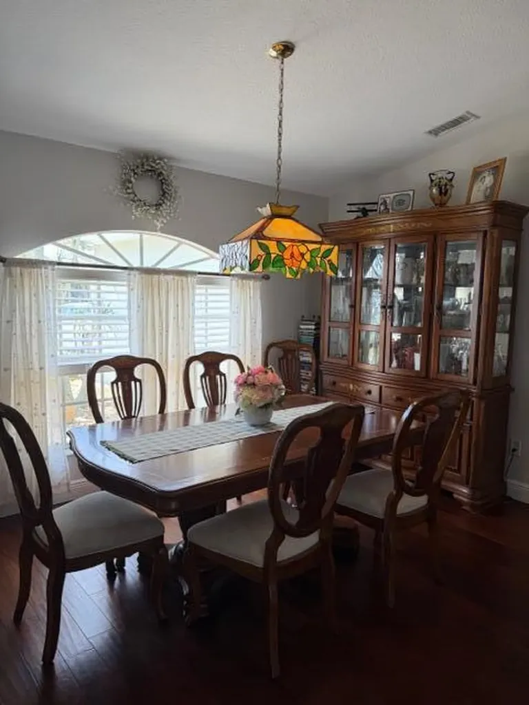 925 SW Worcester Lane SW Port St Lucie FL 34953