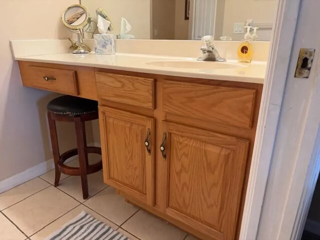 925 SW Worcester Lane SW Port St Lucie FL 34953