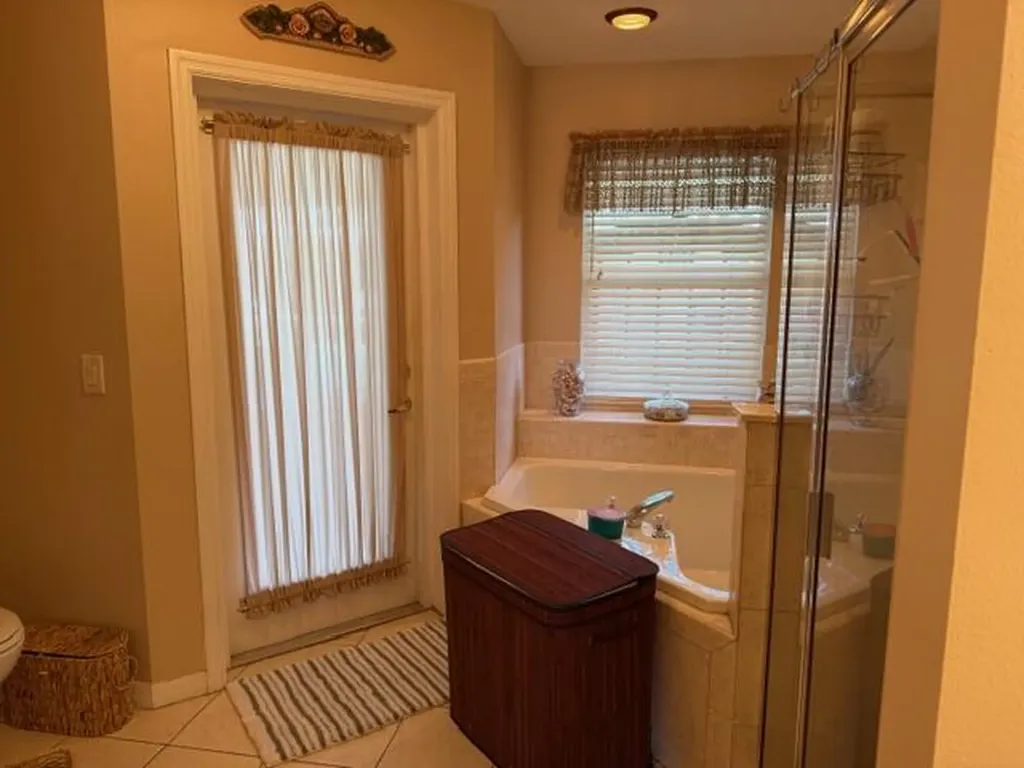 925 SW Worcester Lane SW Port St Lucie FL 34953