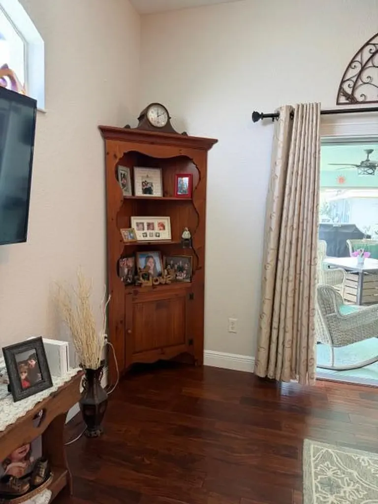 925 SW Worcester Lane SW Port St Lucie FL 34953